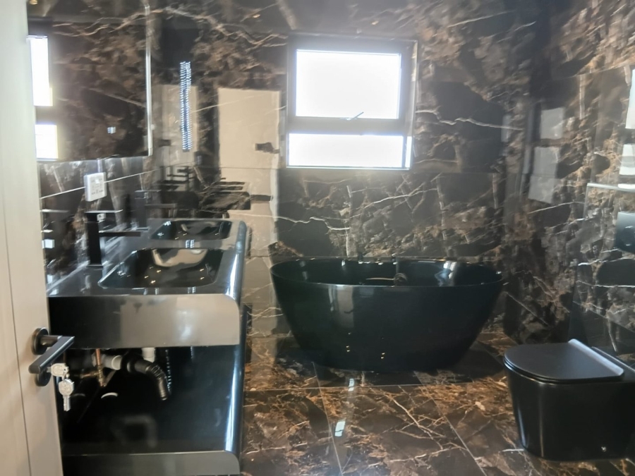 3 Bedroom Property for Sale in Sandown Western Cape